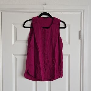 Banana Republic Sleeveless Shell Top in Magenta